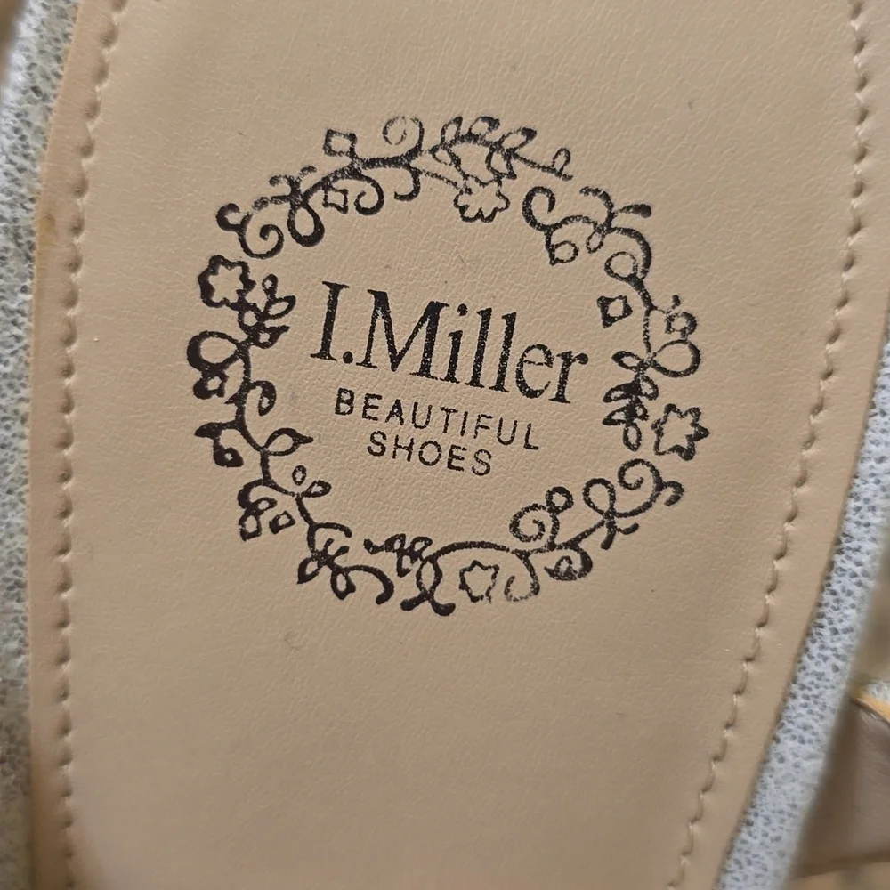 New‎ I. Miller Women's Size Rhinestone Silver T-Strap Heel Shoe Adjustable Strap